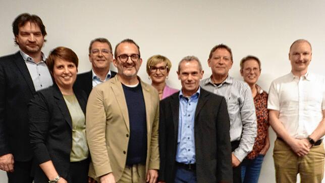 Sie wollen die Qualitäten der Region in den Vordergrund rücken, der Vorstand des Werbe und Förderungskreis Waldshut Von links nach ...