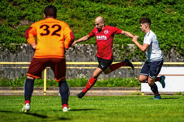 Bild 32: FC Schlüchttal gewinnt beim FC 08 Bad Säckingen mit 4:2 &ndash; und wir haben Bilder!