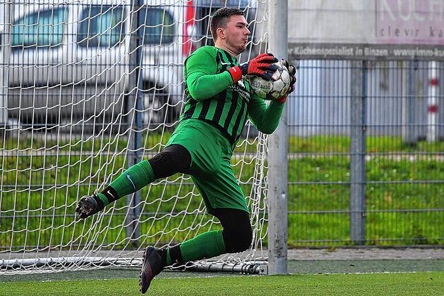 Klasse Leistung: Lukas Stelter bewahrte den FC Hochrhein beim 1:2 gegen den FC RW Weilheim vor weiteren Gegentreffern.