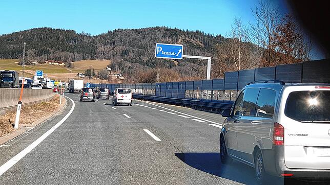 Fünf Transporter aus dem Landkreis Sigmaringen machten sich vergangene Woche auf den Weg nach Osteuropa.