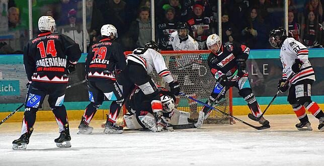 Bild 10: EHC Herrischried unterliegt Meister HC Fischbach Göslikon mit 0:10 – und wir haben Bilder
