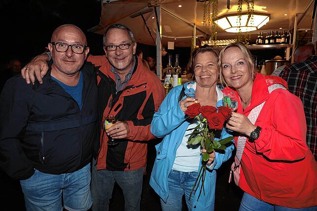 Bild 4: Endlich Wochenende! Das feiern die Besucher beim Konstanzer Weinfest 2025