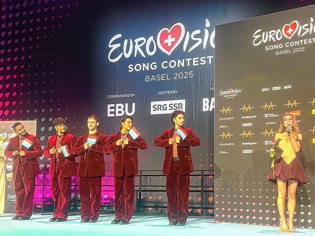 Bild 25: Alle Bilder zur „MET-Gala Europas“ in Basel: So präsentieren sich die ESC-Acts bei der Eröffnungszeremonie