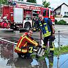 Die Einsatzkräfte der Feuerwehr Stockach waren am Dienstagnachmittag vor dem Drogeriemarkt DM in der Aachenstraße im Einsatz, wo der ...