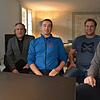 Die Handwerksmeister Johann Philip, Markus Waibel, Gregor Dreher, Klaus-Peter Pfau und Sebastian Schmäh (von links) im Wohnzimmer des ...