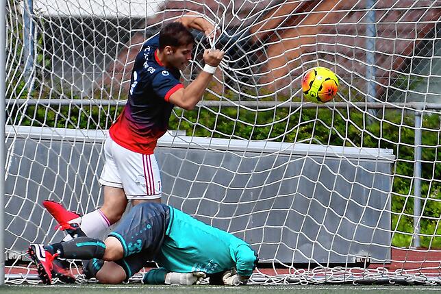 Bild 32: FC Schönau besiegt den FC Schlüchttal mit 4:1 &ndash; und wir haben die Bilder!