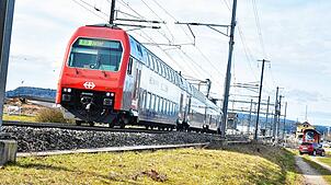 Nordwestlich von Rafz soll die Eisenbahnverbindung Zürich-Bülach-Schaffhausen auf Doppelspur ausgebaut werden. Davon sind auch die ...