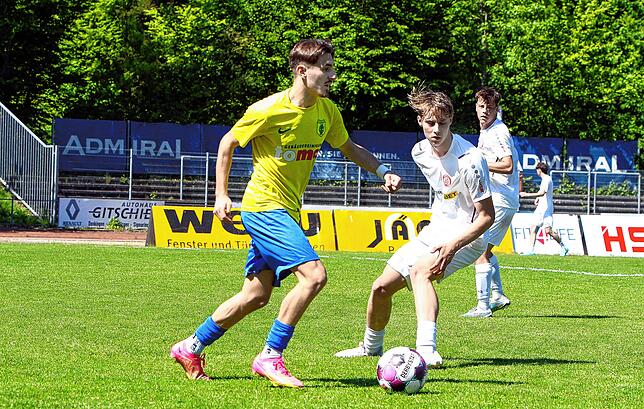 Bild 41: Verbandsligaderby zwischen SC Pfullendorf und FC Singen gewinnt der SCP mit 3:1