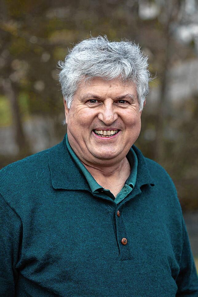 Auf eine Mauer des Schweigens stieß im Gemeinderat Reinhold Hummel als er wissen wollte, wie sich die Fraktionen zum Wechsel von ...