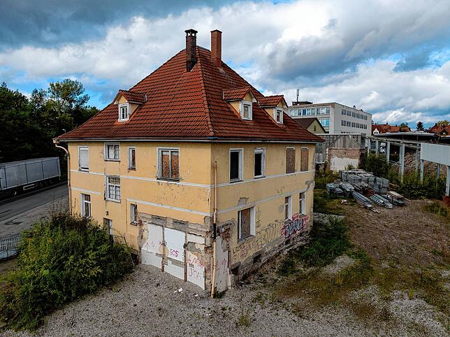 Diese ehemalige Villa ist noch gut in Schuss und soll erhalten werden.