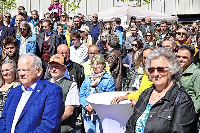 Bild 28: Tausende feiern St. Georgens neue Stadtmitte