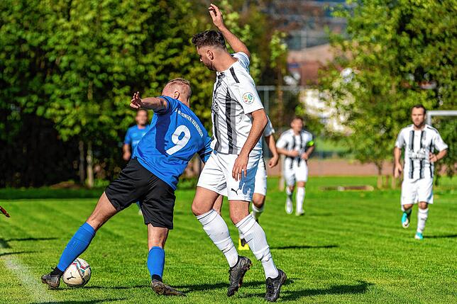 Bild 11: FC Wittlingen setzt sich mit 2:1 gegen die SG Mettingen-Krenkingen durch &ndash; und wir haben Bilder!