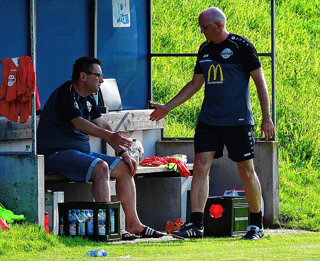 Bild 47: FC Erzingen bezwingt den FC Wallbach deutlich &ndash; und wir haben die Bilder!