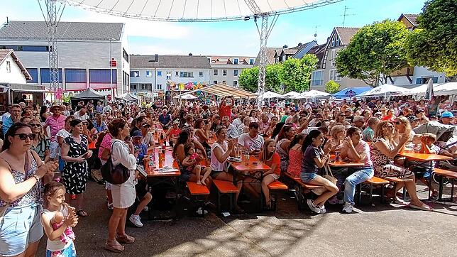 Bild 39: Lebendige Stadt in der Fußgängerzone