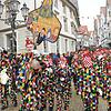 Die Hänsele marschierten mit den übrigen Gruppen der Stegstreckerzunft beim sonntäglichen Umzug vorneweg.