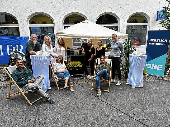 Bild 21: Doch noch im Wetterglück: Kulinarische Einkaufsnacht findet ihr Publikum