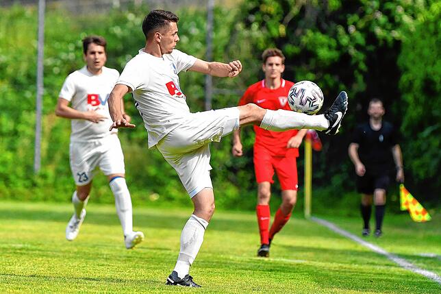 Bild 14: FC Erzingen verliert beim SV Ballrechten-Dottingen mit 0:4 &ndash; und wir haben Bilder!