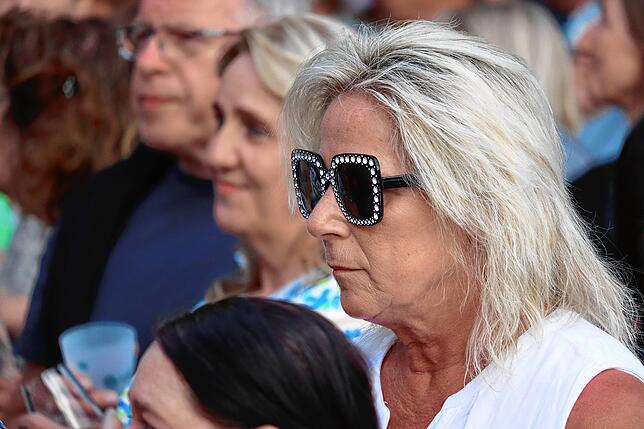 Bild 14: Mitreißender Auftakt beim Sound Beach Festival – ABBAmaniac liefert Hit auf Hit
