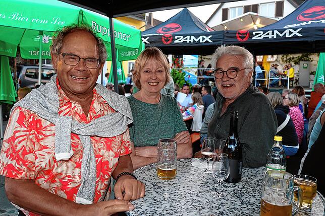 Bild 11: Das Dingelsdorfer Herbstfest 2025 geht weiter – hier sind die Fotos vom Samstagabend