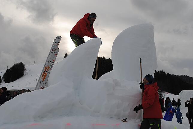 Bild 8: Schneeskulpturen-Festival in Bernau: Schauen Sie zu, wie aus Schnee Kunst wird