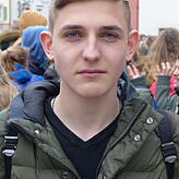 „ Ich bin hier nicht, weil ich noch lernen muss, sondern weil ich gelernt habe. Und zwar, dass sich etwas ändern muss. –Stefan Hilker