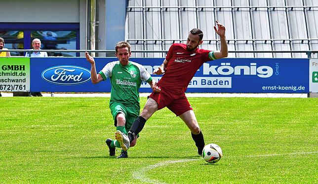 Bild 45: SV Waldhaus II gewinnt Kellerduell gegen DTFV Bad Säckingen mit 2:1 – und wir haben Fotos!