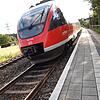 Ab 2027 ist der Ausbau der Elektrifizierung des Hochrhein-Bodensee-Expresses abgeschlossen. Hier zu sehen: ein Zug der Hochrheinbahn am ...
