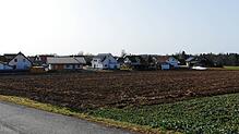 Annähernd 40 Jahre hat es gedauert, bis das Baugebiet &bdquo;Oberöschle II&ldquo; in Unterglashütte komplett bebaut war. Trotz geringen ...