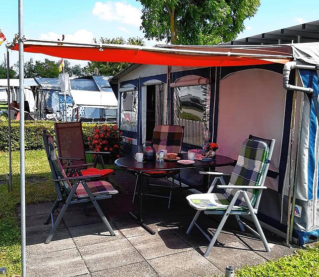 Auch das ist einer der Dauercamperplätze, die inzwischen geräumt sind.