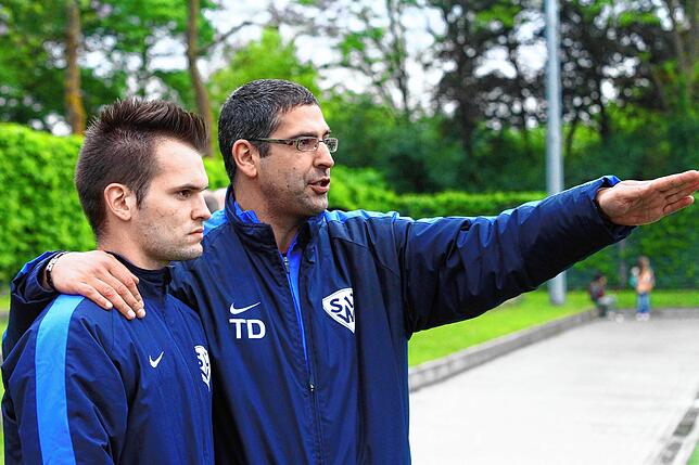Meistetrainer: Tiziano Di Domenico (hier mit Simon Blaschke) führte den SV Weil II zum Titel in der Bezirksliga. Der Landesliga-Aufstieg ...