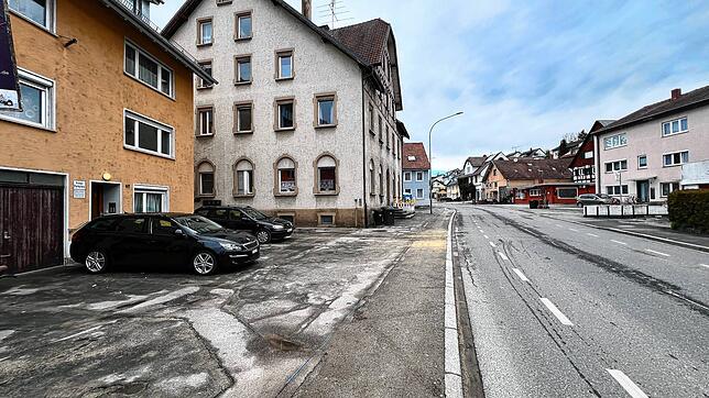 Ein vernachlässigtes Stück Konstanz? In Wollmatingen – hier die Ortsdurchfahrt auf einem Bild von 2023 – haben viele Einwohner das ...