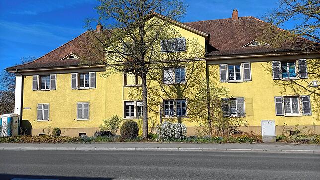 Von Außen ist kaum etwas zu sehen – und dennoch: Die Flüchtlingsunterkunft im Steißlinger Ortskern ist bis auf Weiteres nicht bewohnbar.