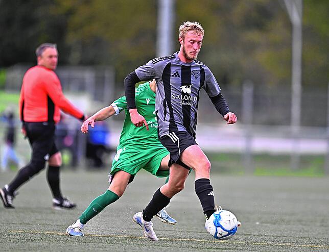 Bild 39: SV Herten setzt sich mit 4:1 gegen FC Hochrhein durch – und wir haben Bilder!