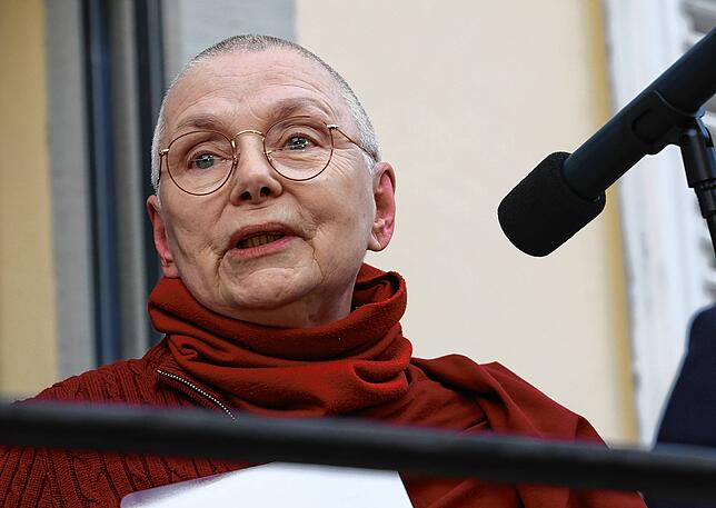Bild 17: Verschiedene Glaubensgemeinschaften setzen Zeichen gegen Diskriminierung und Gewalt