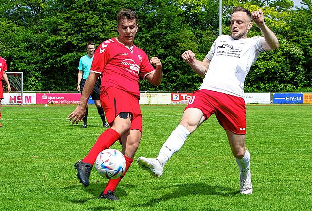 Bild 15: FC RW Salem feiert Aufstieg in die Landesliga – und wir haben die Bilder!