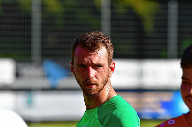 Enttäuscht: Spielertrainer Christian Schnurr ließ kein gutes Haar am Auftritt des SV Unteralpfen beim 0:4 in Bergalingen.