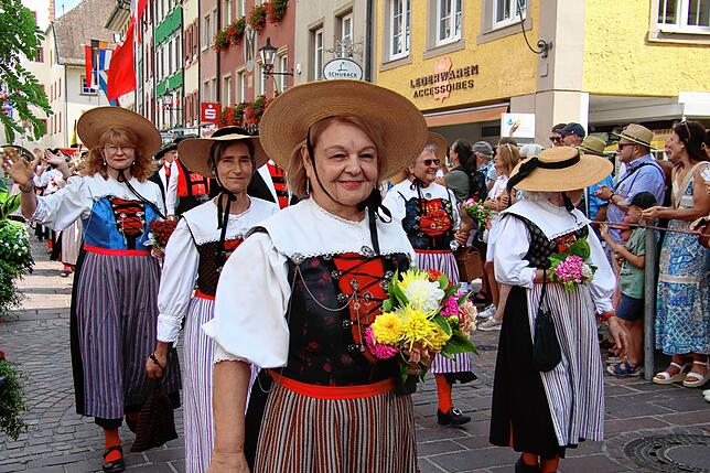 Bild 19: Waldshuter Chilbi 2025: So viel Freude macht der Festumzug in der Kaiserstraße - die schönsten Bilder