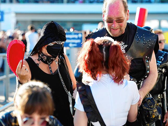 Bild 12: Torture Ship 2022: Bilder vom Boarding