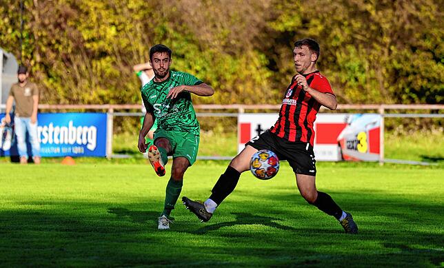 Bild 3: Unsere Bildergalerie von Bezirksligaspiel zwischen dem FC Bodman-Ludwigshafen und dem TSV Aach-Linz