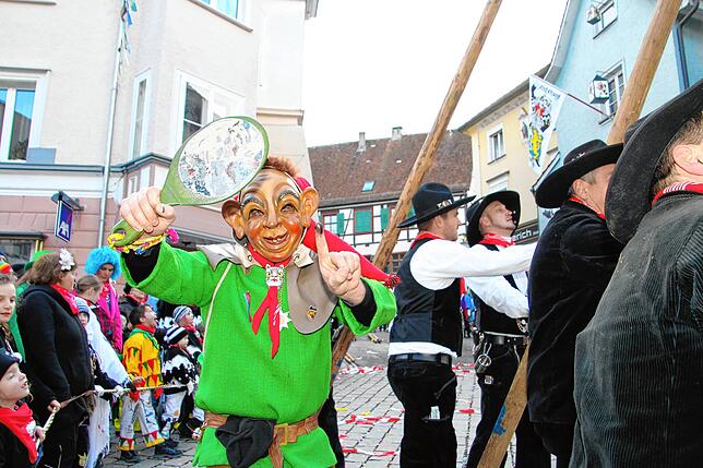 Bild 5: Meßkirch feiert Fasnet: Die besten Bilder vom Schmotzigen Dunnschdig