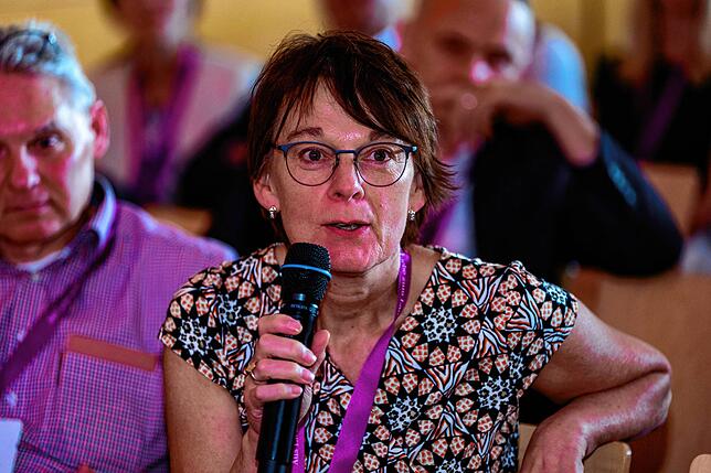 Michaela Imhof aus Triberg-Nußbach bei der Fragerunde des Publikums.