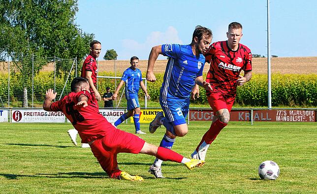 Bild 33: FV Walbertsweiler-Rengetsweiler gewinnt Duell mit TuS Immenstaad. Die besten Bilder!