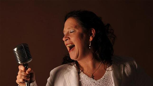 Kathy Kelly gibt am Freitag, 30.&nbsp;September, ein Konzert in Görwihl. Bild: Katholisches Bildungswerk Hotzenwald