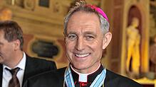 Georg Gänswein wird heute 65 Jahre alt. Das Bild zeigt ihn bei der Verleihung des bayerischen Verdienstordens.