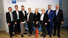Thomas Albiez, Achim Scheerer, Frederik Pferdt, Birgit Hakenjos-Boyd, Gaby Hauptmann, Bettina Schuler-Kargoll, Steffen Würth (von links).