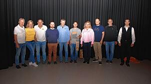 Der alte und neue Vorstand und Jubilare (von links): Gernot Schreck, Carmen Sandmann, Gerhard Heizmann, Dominik Reutebuch, Günter Kopp, ...