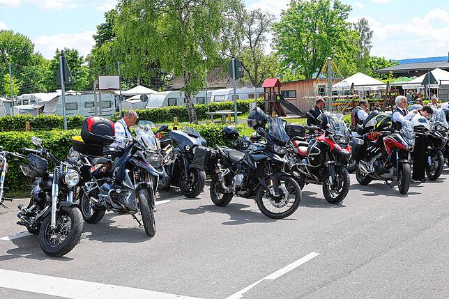 Bild 24: Diese Motorradfahrer sorgen am Bodensee für Staunen - so schick!
