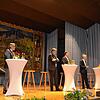 Auf dem Podium diskutierten Bene Müller von Solarcomplex (von links), Regierungspräsident Carsten Gabbert, Landrat Martin Kistler, ...
