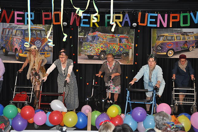 Bild 24: Bilder der katholischen Frauenfasnacht Bad Dürrheim