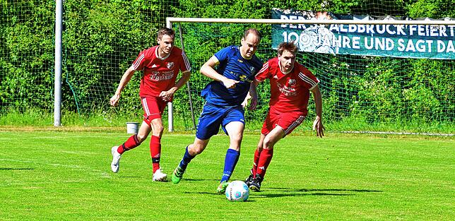 Bild 39: SV Albbruck besiegt den SV Eggingen mit 3:2 – und wir haben Fotos!
